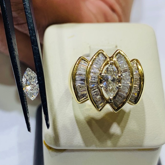 Genuine Diamond Marquise Solitare .70 amazing SIFG - Picture 1 of 7